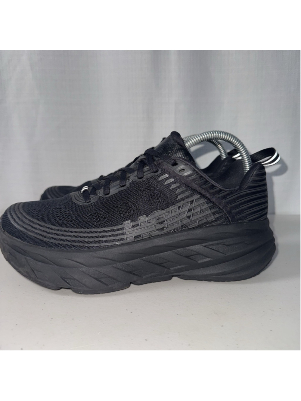 Hoka One One Bondi 6 Triple Black BBLC Womens Size 8.5 Running Shoes 1019270 - Picture 3 of 10